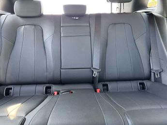 Mercedes-Benz EQA Sport Executive