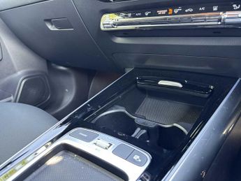 Mercedes-Benz EQA Sport Executive