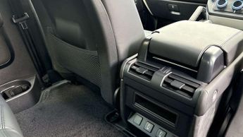 Land Rover Defender X-Dynamic HSE