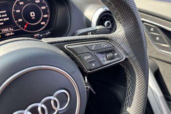 Audi Q2 S Line