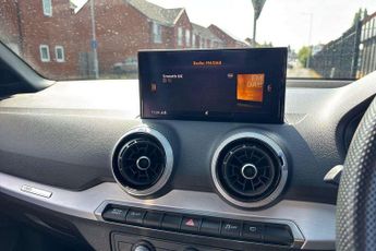 Audi Q2 S Line