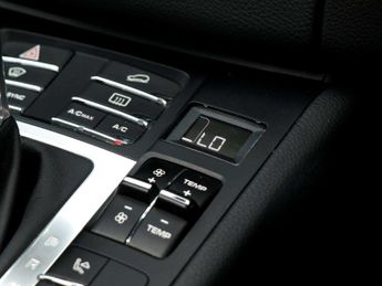 Porsche Macan Models 