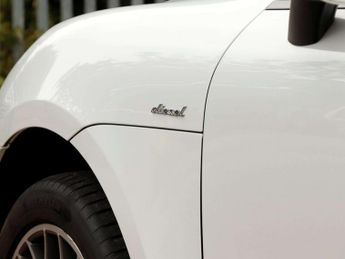 Porsche Macan Models 