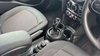 MINI Hatchback Cooper Classic