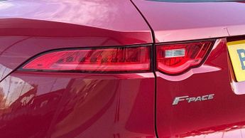 Jaguar F-PACE Portfolio