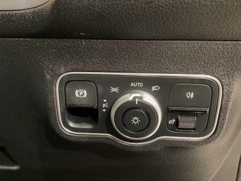 Mercedes-Benz EQB AMG Line Executive