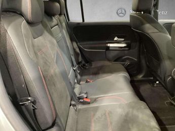 Mercedes-Benz EQB AMG Line Executive