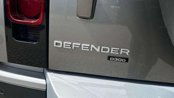 Land Rover Defender SE