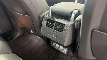Land Rover Discovery R-Dynamic HSE