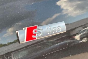 Audi Q4 S Line
