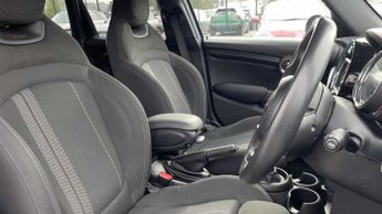 MINI Hatchback Cooper Sport