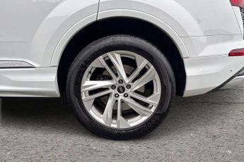 Audi Q7 S Line