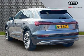 Audi E-Tron 