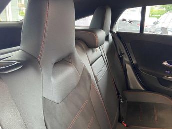 Mercedes-Benz Cla AMG Line
