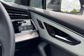 Audi Q7 S Line