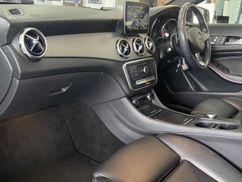 Mercedes-Benz GLA Sport