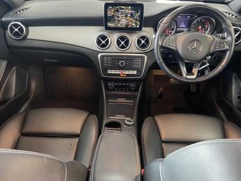 Mercedes-Benz GLA Sport