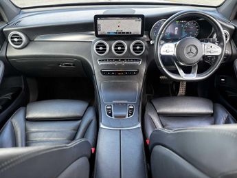 Mercedes-Benz GLC AMG Line