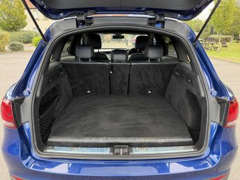 Mercedes-Benz GLC AMG Line