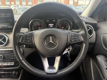 Mercedes-Benz GLA Urban Edition