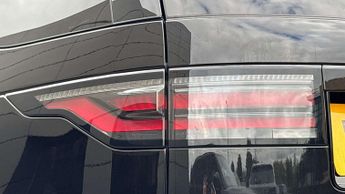 Land Rover Discovery R-Dynamic SE