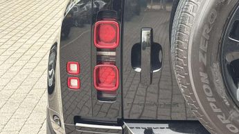 Land Rover Defender XS Edition
