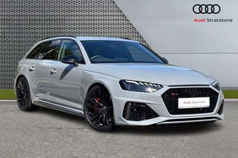 Audi RS4 Carbon Black