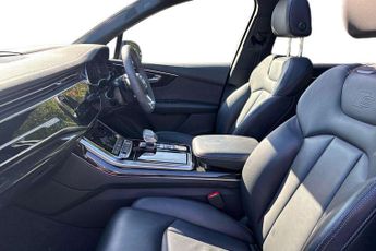 Audi Q7 Black Edition