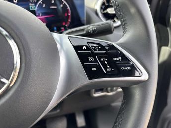 Mercedes-Benz GLA Sport