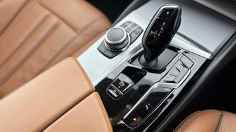 BMW 5 Series SE