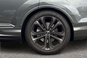 Audi Q7 Black Edition