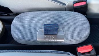 MINI Cooper SE Exclusive
