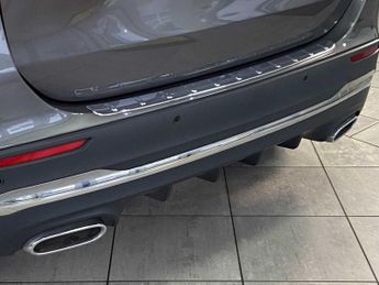 Mercedes-Benz GLA AMG Line