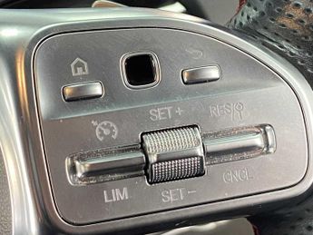 Mercedes-Benz GLA AMG Line