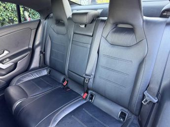 Mercedes-Benz Cla AMG Line