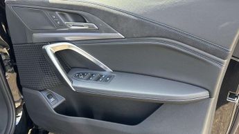 BMW Ix2 Shadow Edition