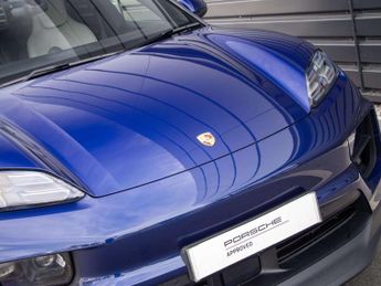 Porsche Macan Electric Estate 