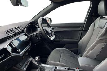 Audi Q3 Black Edition