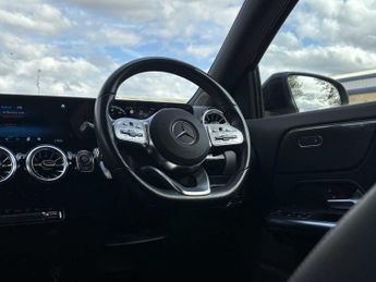 Mercedes-Benz GLA AMG Line