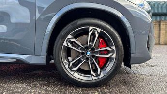 BMW Ix1 Shadow Edition