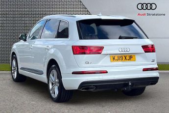 Audi Q7 S Line