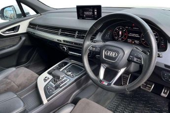 Audi Q7 S Line