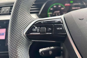 Audi Q8 S Line