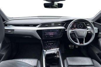 Audi Q8 S Line