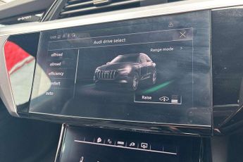 Audi Q8 S Line