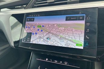 Audi Q8 S Line