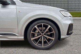 Audi Q7 Black Edition