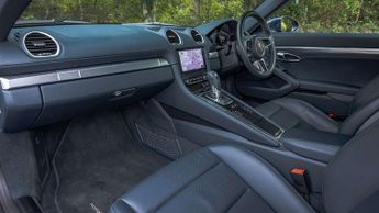 Porsche 718 Cayman 