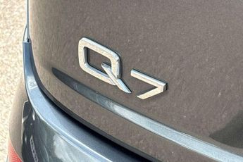Audi Q7 S Line