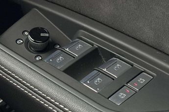 Audi E-Tron Black Edition
